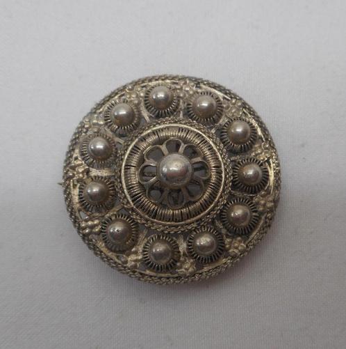 Zilveren antieke broche Zeeuwse knop nr.1158, Sieraden, Tassen en Uiterlijk, Antieke sieraden, Broche, Zilver, Verzenden