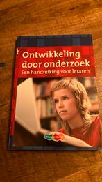 Ontwikkeling door onderzoek Pabo boek, Ophalen of Verzenden, Zo goed als nieuw