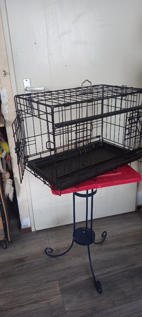 2 x hondenbenches, Dieren en Toebehoren, Hondenbenches, Zo goed als nieuw, Ophalen