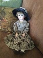 Antieke porseleinen pop, Ophalen