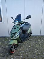 Piaggio Zip Sp Custom 45Km Bromscooter Full Option Huracan, Piaggio, ., Ophalen of Verzenden, Zo goed als nieuw