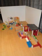 playmobil dierenkliniek operatie kwartier 5530 & extra s, Ophalen of Verzenden, Zo goed als nieuw, Complete set