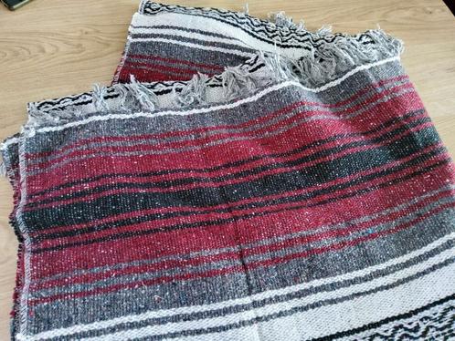 Mexicaanse falsa-deken, Kleding | Dames, Mutsen, Sjaals en Handschoenen, Zo goed als nieuw, Sjaal, Ophalen of Verzenden