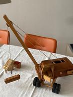 Houten hijskraan, Ophalen, Gebruikt, Meubelstuk of Keukentje