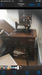 Antieke elektrische (!) Singer naaimachine  in meubel, Ophalen