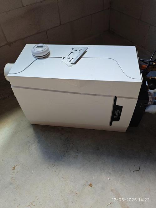 Remeha Tzerra M28C CW4 incl. digitale thermostaat, Doe-het-zelf en Verbouw, Geisers en Boilers, Gebruikt, Geiser, Aardgas, Minder dan 20 liter