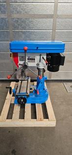 HBM 16 MM Boormachine / Freesmachine 230 Volt - 550 Watt., Doe-het-zelf en Verbouw, Ophalen of Verzenden, Zo goed als nieuw, Elektrisch