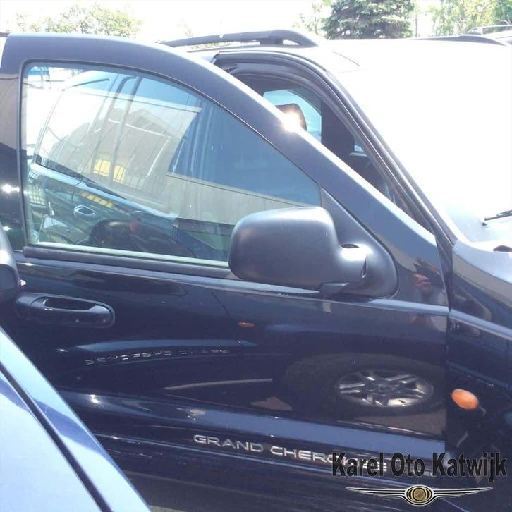 Voordeur rechts Jeep Grand Cherokee 1999-2004 kleur zwart, Auto-onderdelen, Carrosserie en Plaatwerk, Deur, Jeep, Gebruikt, Ophalen of Verzenden