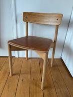 Takt Cross Chair T01 - Eiken Cognac - 4 stuks beschikbaar, Huis en Inrichting, Stoelen, Bruin, Ophalen of Verzenden, Zo goed als nieuw