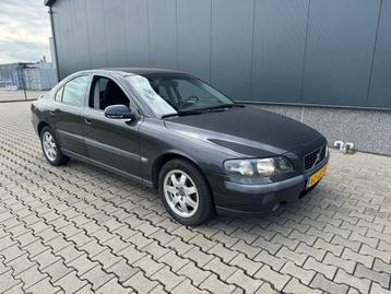 Volvo S60 2.4 Edition (bj 2001, automaat) beschikbaar voor biedingen