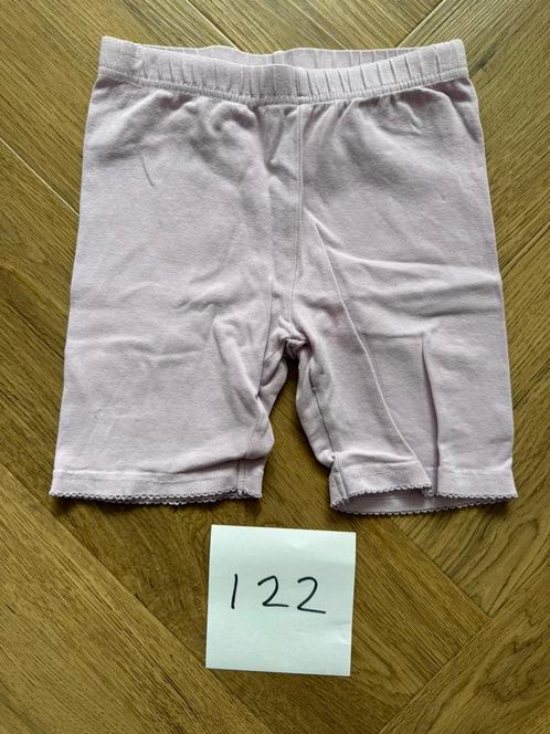 Lila paars korte broek fietsbroek maat 122 zgan, Kinderen en Baby's, Kinderkleding | Maat 122, Zo goed als nieuw, Meisje, Broek
