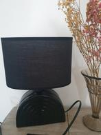 Leuk zwart tafellampje, Huis en Inrichting, Lampen | Tafellampen, Ophalen, Nieuw, Minder dan 50 cm