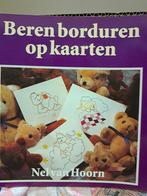N. van Hoorn - Beren borduren op kaarten, Ophalen of Verzenden, N. van Hoorn