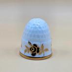 Longton Hall vingerhoedje, Verzamelen, Vingerhoedjes, Verzenden, Zo goed als nieuw