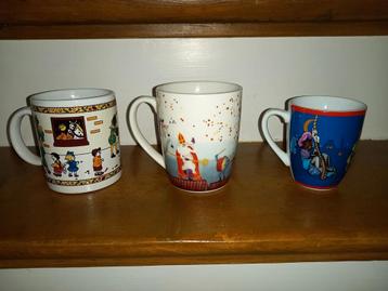 3 verschillende Sinterklaas bekers mokken Zwarte Piet beschikbaar voor biedingen