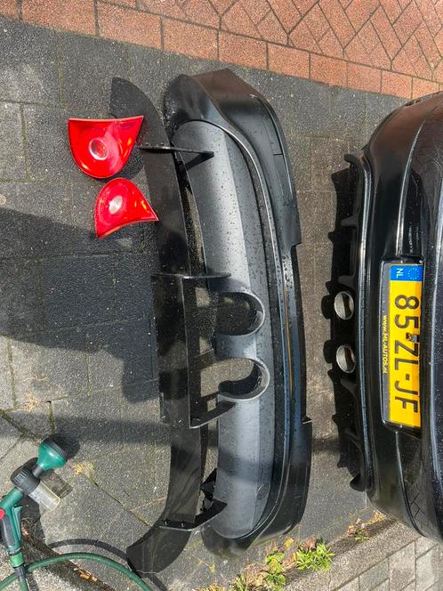 Golf 5 R32 bumper en lip (VERKOCHT), Auto-onderdelen, Carrosserie en Plaatwerk, Bumper, Voor, Ophalen of Verzenden