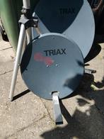 Grote en een kleinere Triax schotel plus statief 3 poot, Ophalen, Gebruikt, (Schotel)antenne-accessoires, Overige merken