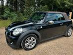 Mini 1.6 ONE Cabrio 2014 Zwart, Auto's, Voorwielaandrijving, 4 cilinders, Cabriolet, 4 stoelen