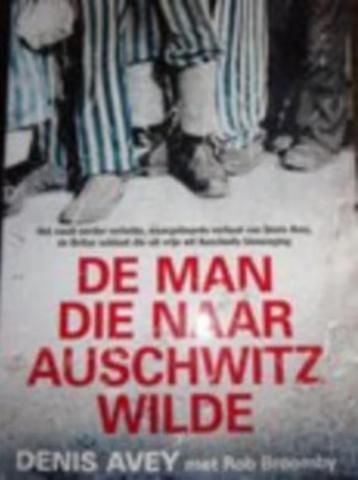 De man die naar Auschwitz wilde beschikbaar voor biedingen