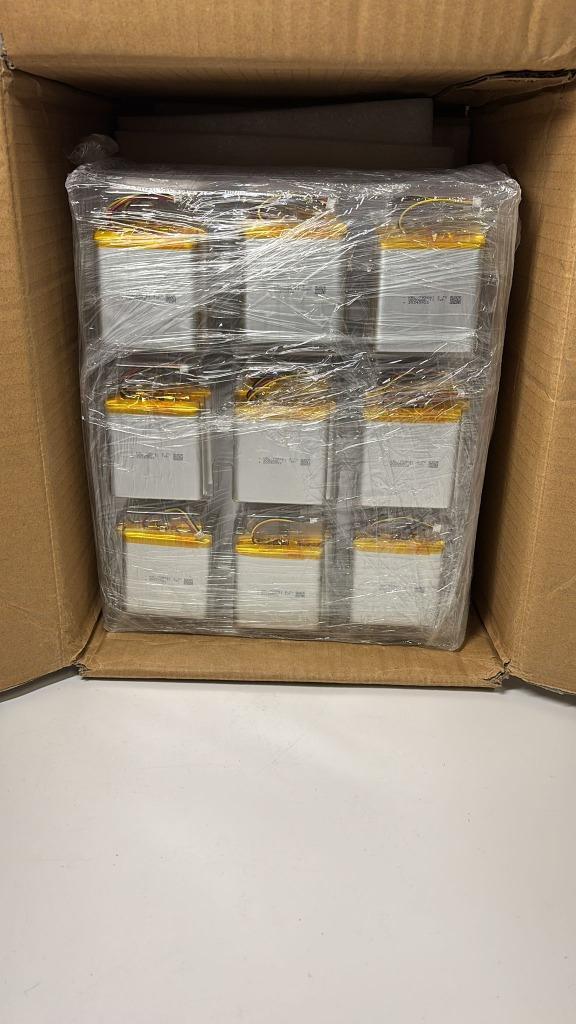 600 lithium-polymeer batterijen, Audio, Tv en Foto, Accu's en Batterijen, Nieuw, Oplaadbaar, Ophalen of Verzenden