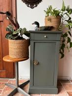 Nachtkastje halkastje sleutelkastje vintage brocante oudje, Ophalen