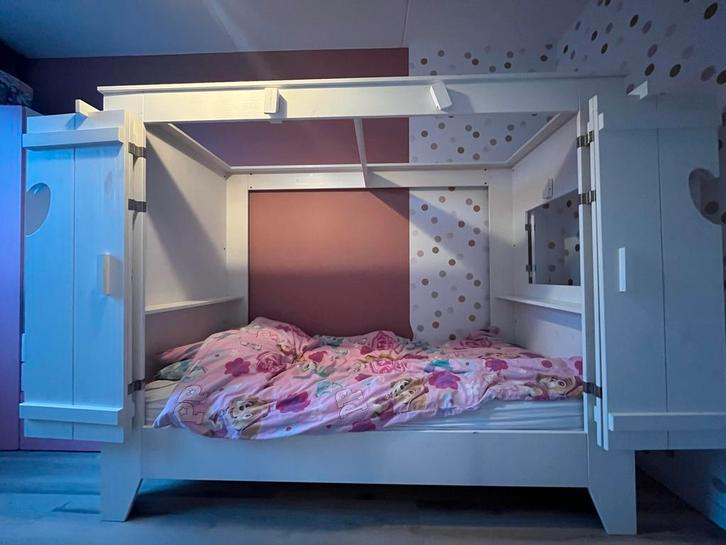 Eenpersoonsbed, wit, Bedstee / bed met deurtjes 90x200, Kinderen en Baby's, Kinderkamer | Bedden, Gebruikt, 180 cm of meer, 85 tot 100 cm