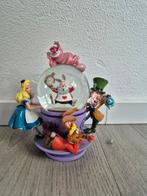 Snowglobe Alice in Wonderland, Ophalen of Verzenden, Overige figuren, Zo goed als nieuw, Beeldje of Figuurtje