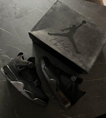 Jordan 4 Black Cat (MAAT 42) beschikbaar voor biedingen