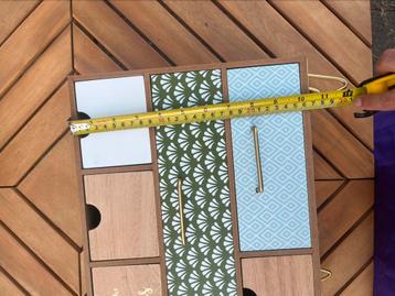 2 kleine schattige kastjes met leuk design beschikbaar voor biedingen