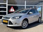 Ford Focus 1.0 EcoBoost Titanium /Clima/Cruise/Navi/Trekhaak, Gebruikt, Met garantie (alle), 635 kg, Bedrijf