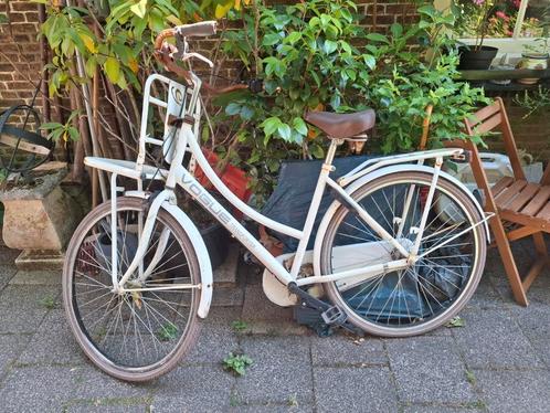 vogue transporter 28 inch fiets wit + bagagedrager 28" dames, Fietsen en Brommers, Fietsen | Meisjes, Gebruikt, 26 inch of meer