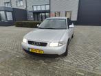 Audi A3 1.6 Attraction, 101 pk, Gebruikt, Handgeschakeld, 48 €/maand
