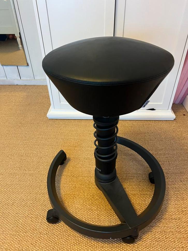 Zwarte swopper balstoel, Huis en Inrichting, Bureaustoelen, Zo goed als nieuw, Balstoel, Zwart, Ergonomisch, Ophalen