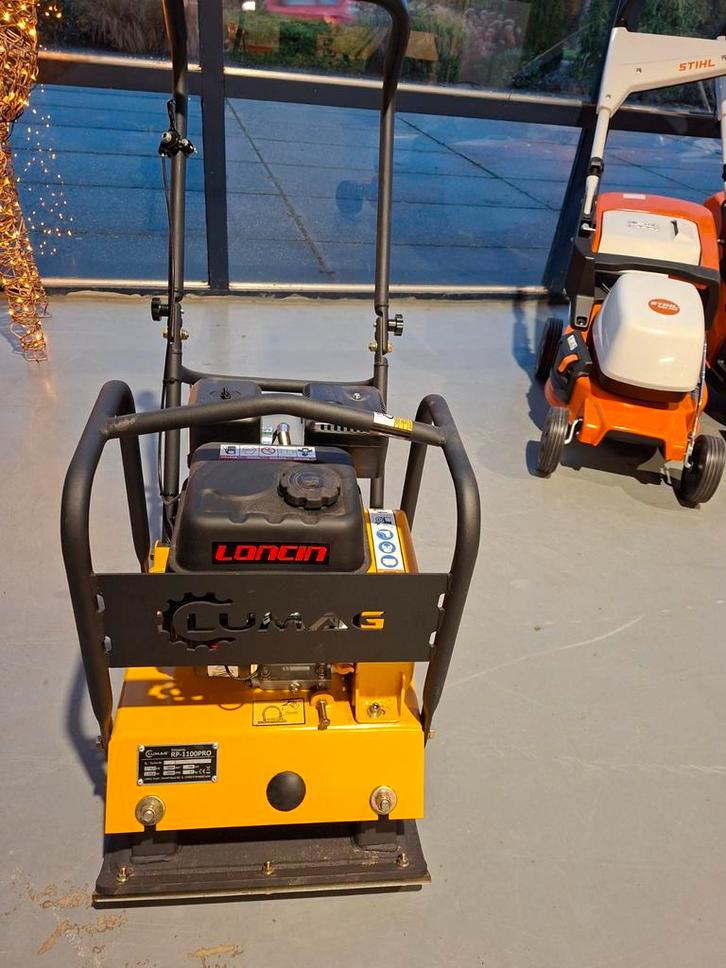 Lumag RP1100PRO Trilplaat - demo model!, Tuin en Terras, Overige Tuin en Terras, Zo goed als nieuw, Ophalen