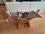 Ligbedje voor katten of kleine hondjes, Ophalen, Zo goed als nieuw
