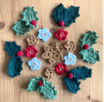 Gehaakte KERST set 22 Hulst bes bloem kerstster zilver /goud beschikbaar voor biedingen