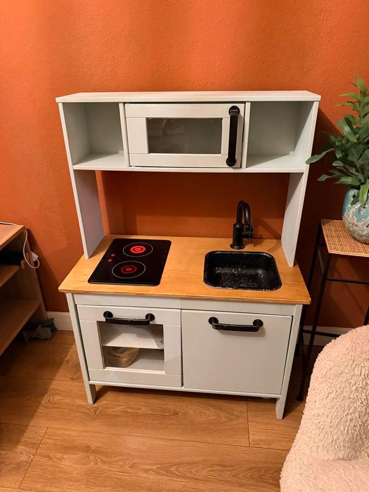 Gepimpte Ikea Speelkeuken - Lichtgroen met Zwart, Kinderen en Baby's, Speelgoed | Speelkeukens, Gebruikt, Speelkeuken, Hout, Ophalen
