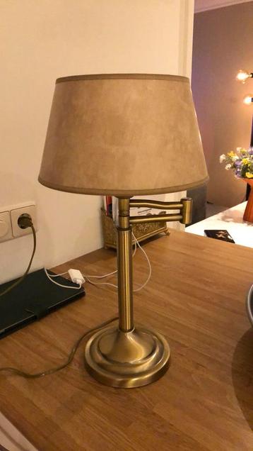 Koper kleurig schemerlamp. In nieuwe staat.  beschikbaar voor biedingen