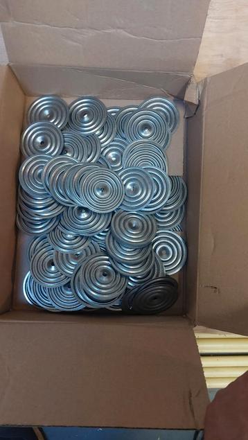 Dakplaten voor isolatie beschikbaar voor biedingen