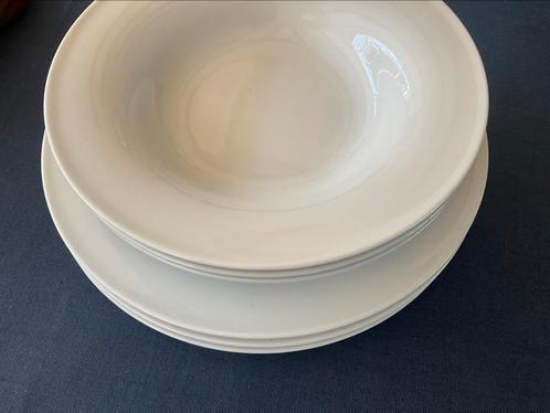 Arzberg borden / diner -en soep ., Huis en Inrichting, Keuken | Servies, Zo goed als nieuw, Bord(en), Overige stijlen, Porselein