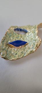 Keramiek broche, Sieraden, Tassen en Uiterlijk, Broches, Overige materialen, 4 tot 7 cm, Ophalen of Verzenden, Zo goed als nieuw