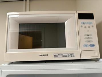 Samsung Magnetron M643 beschikbaar voor biedingen