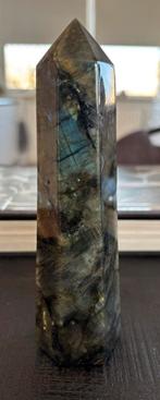 Grote Labradoriet toren / punt., Verzamelen, Mineralen en Fossielen, Ophalen of Verzenden, Mineraal