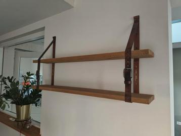 Wandplank met leren riemen – industrieel en stoer
 beschikbaar voor biedingen