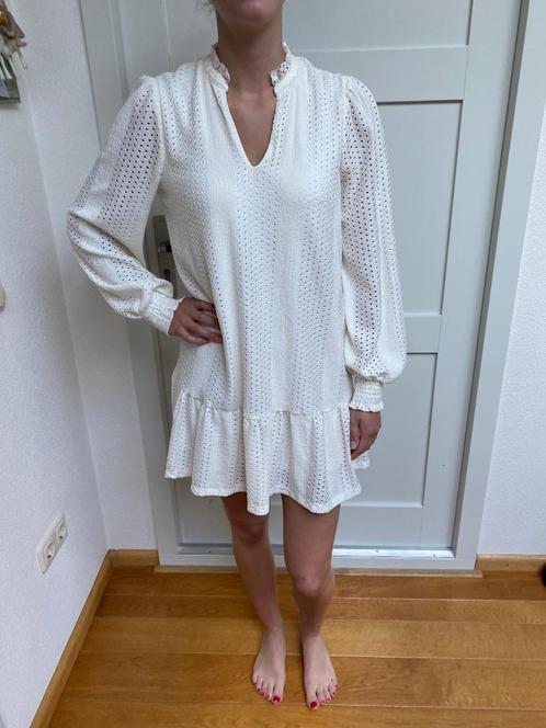 Refined department jurkje mt XS (valt als S/M), Kleding | Dames, Jurken, Zo goed als nieuw, Maat 36 (S), Wit, Boven de knie, Ophalen of Verzenden