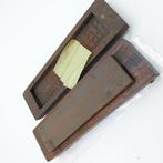 Slijpsteen in kistje, India, Antiek en Kunst, Antiek | Gereedschap en Instrumenten, Ophalen of Verzenden