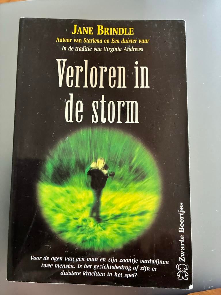 J. Brindle - Verloren in de storm, Ophalen of Verzenden, Zo goed als nieuw, J. Brindle