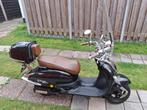 BTC Grande Retro Scooter - Bouwjaar 2018, Fietsen en Brommers, Snorfietsen en Snorscooters, Ophalen, Gebruikt, Benzine