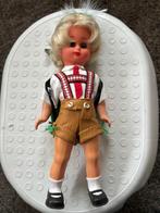 klederdracht poppen, Verzamelen, Poppen, Ophalen of Verzenden, Zo goed als nieuw, Pop