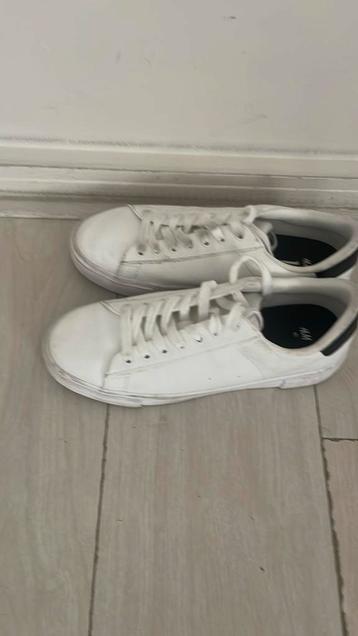 Sneakers van de h&m maat 40 beschikbaar voor biedingen